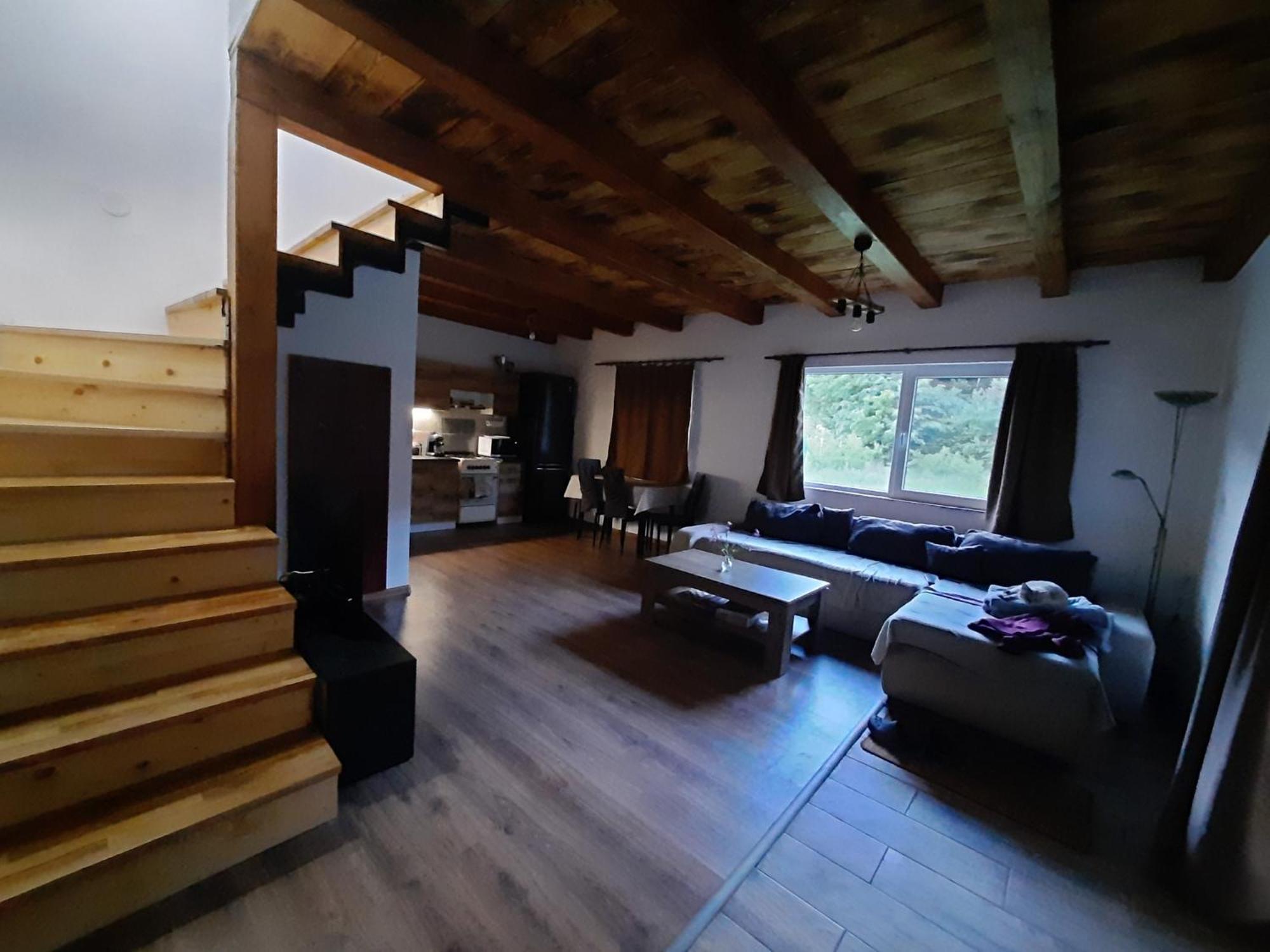Mountain Cozy Home Sub Cetate Exterior photo
